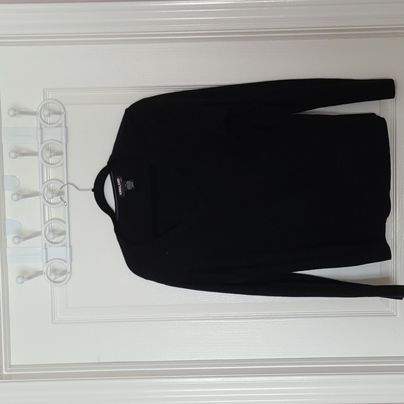 Sweater - Picture 1 of 2